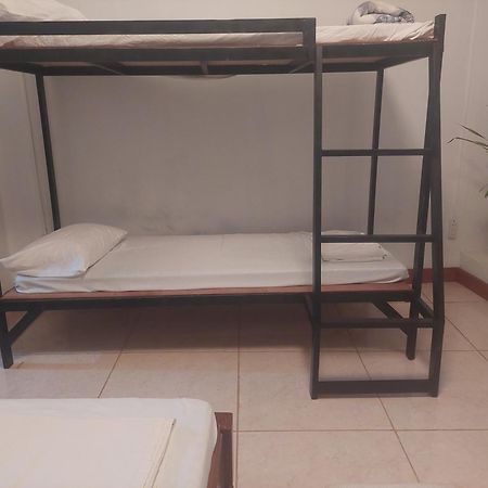 Larmar Bed And Breakfast 푸에르토프린세사 외부 사진
