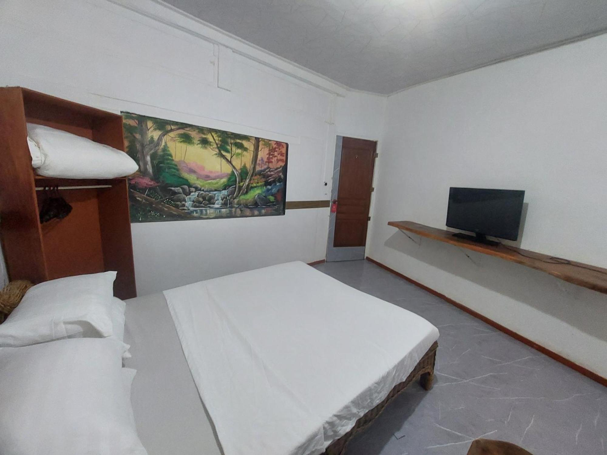 Larmar Bed And Breakfast 푸에르토프린세사 외부 사진
